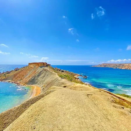 F2 - Lovely Two Bedrooms Flat Sea View, St Julians Appartement *