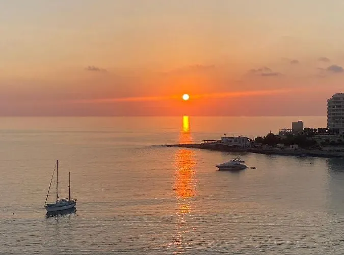 아파트 F2 - Lovely Two Bedrooms Flat Sea View, St Julians