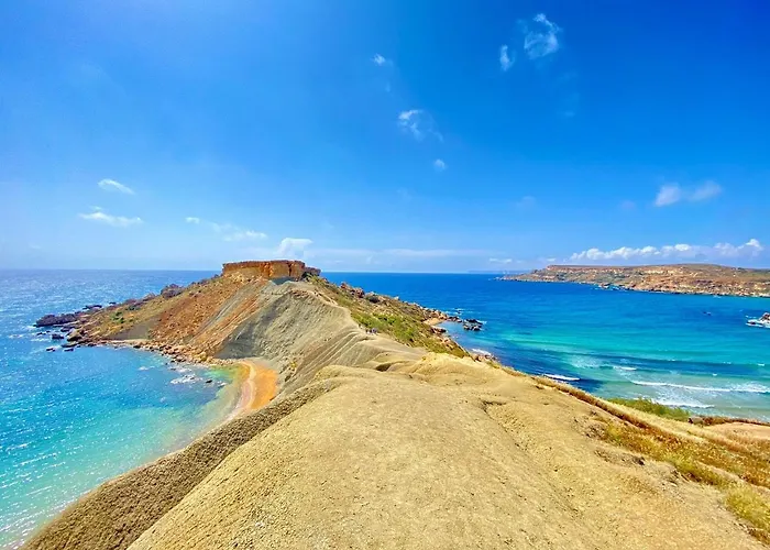 F2 - Lovely Two Bedrooms Flat Sea View, St Julians 아파트 *