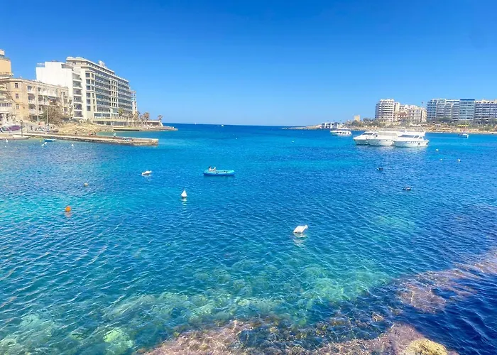 F2 - Lovely Two Bedrooms Flat Sea View, St Julians * Saint Julian's